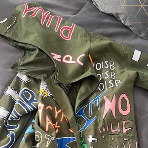 Amazing Graphic jacket. Sz Medium